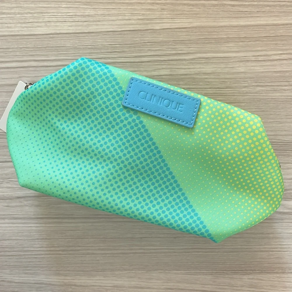 💄👛 2/$15 or 3/$20 Clinique Cosmetic Bag